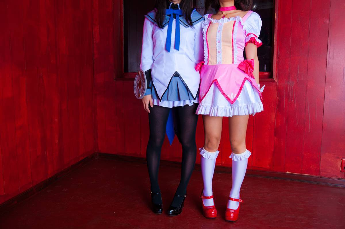 [Cosplay]   cos制服双姐妹